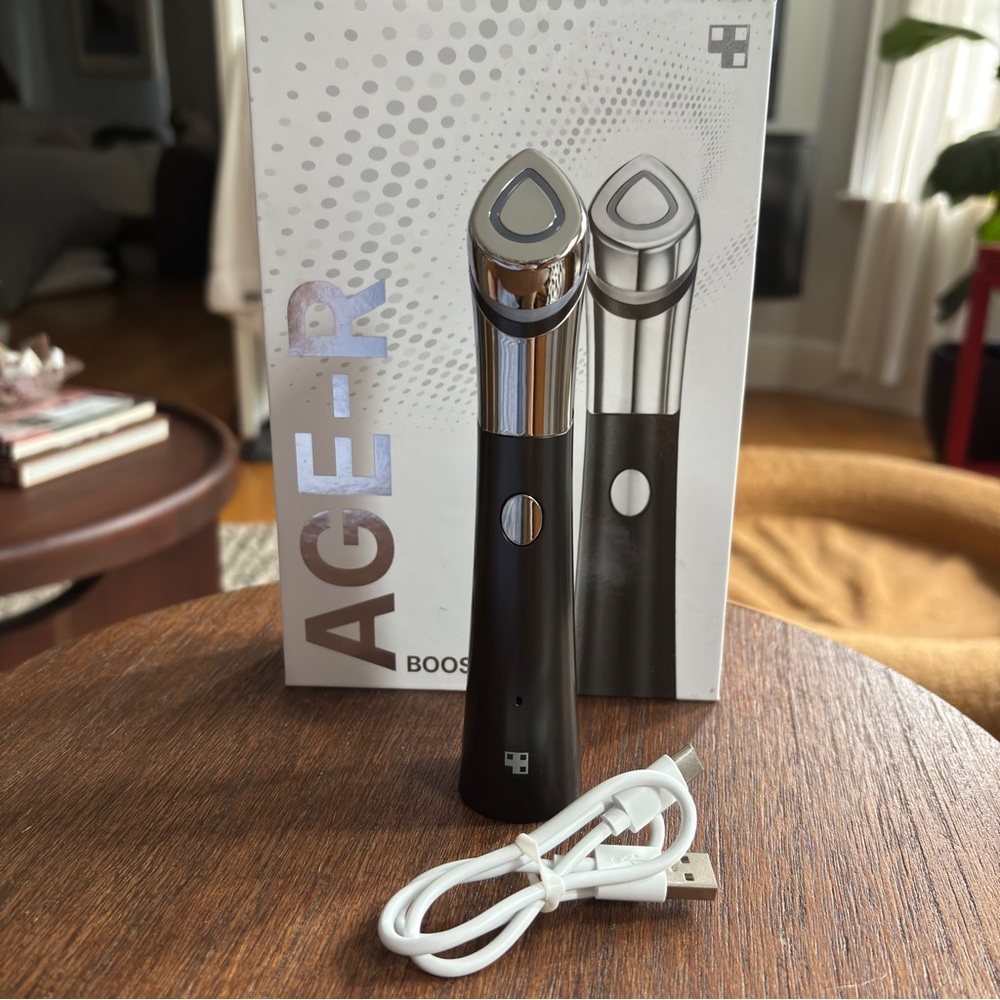 Medicube Age-R Booster-H Skincare Device